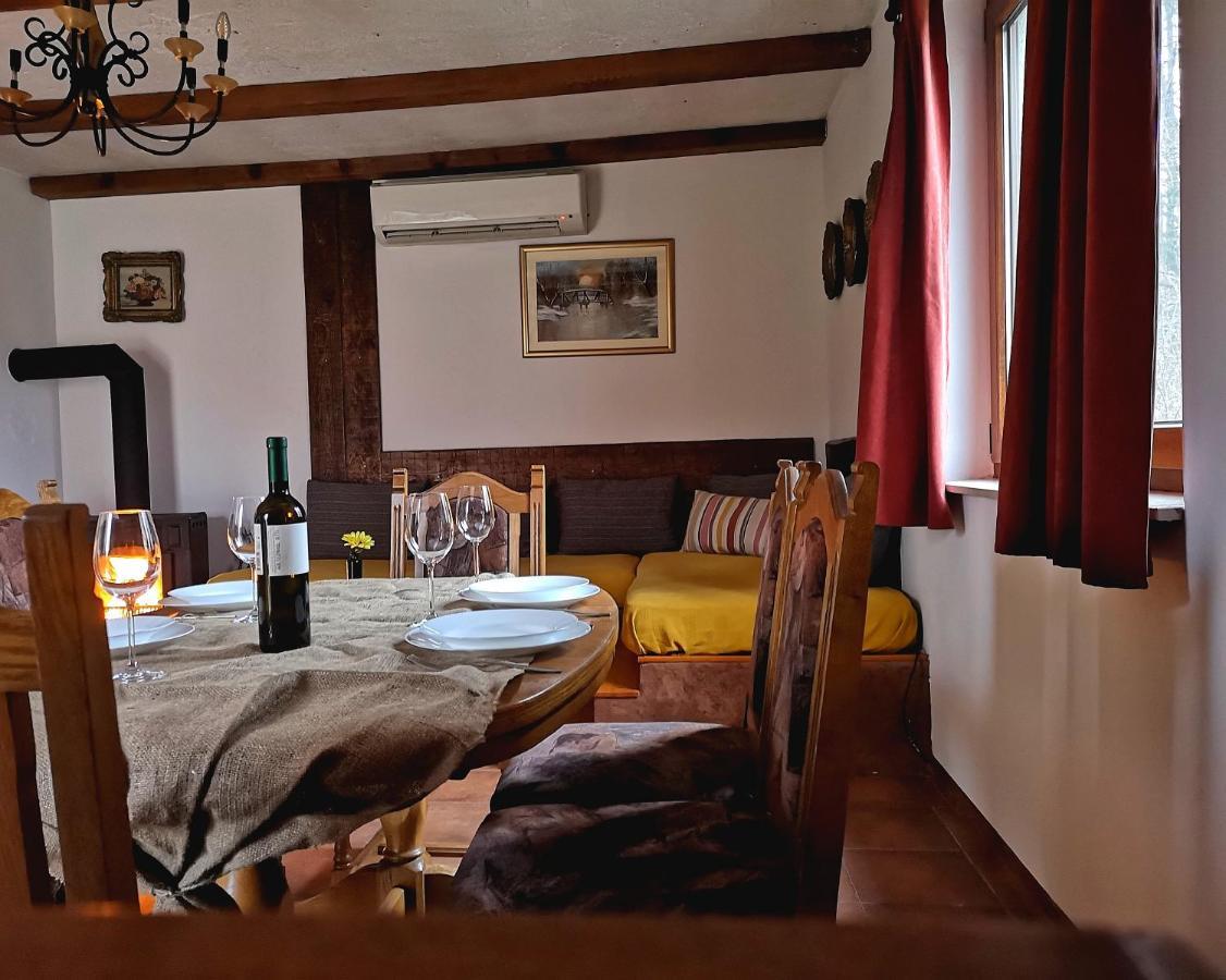 Kuca Za Odmor Rubic Villa Vinkovci Buitenkant foto