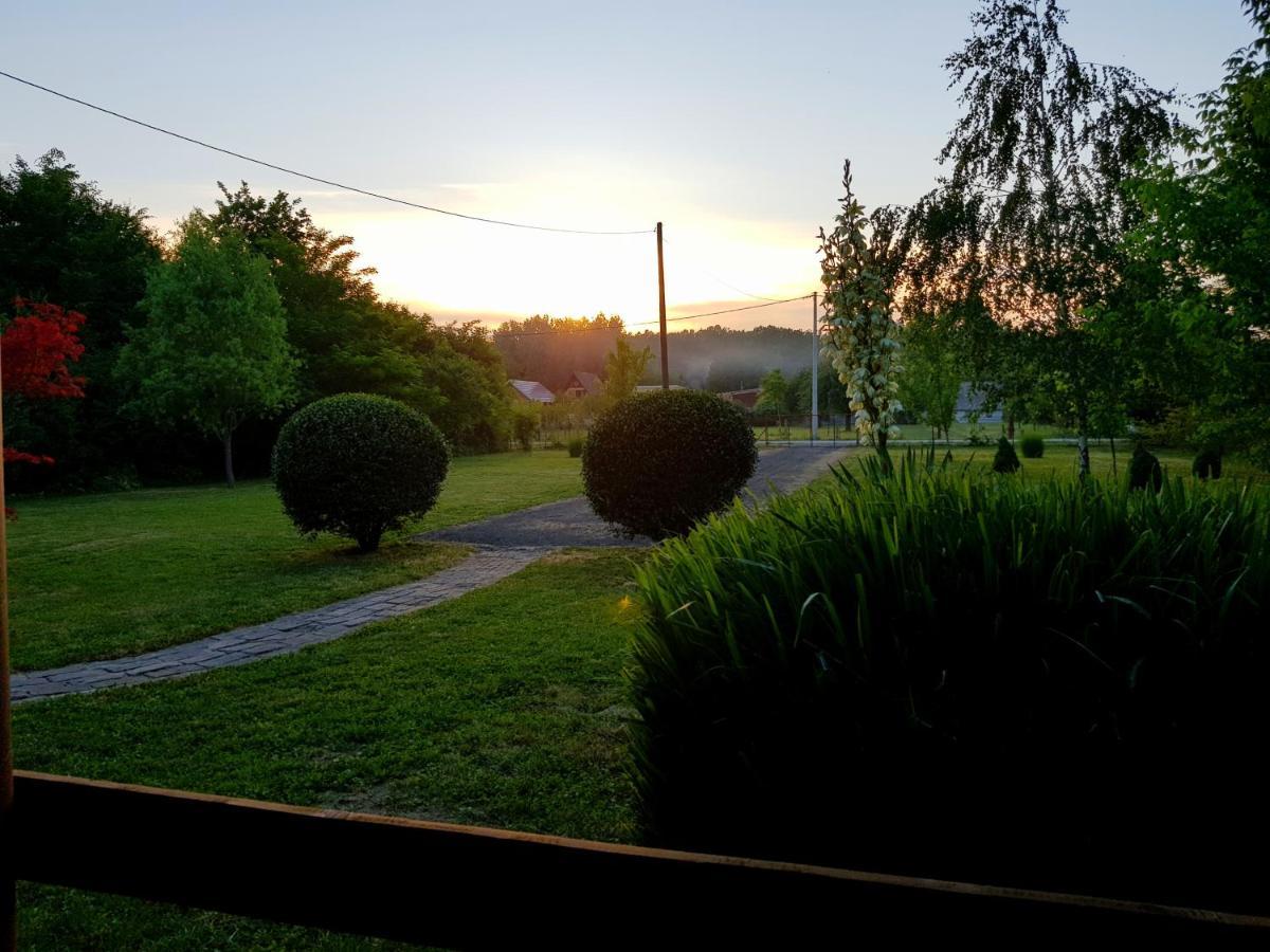 Kuca Za Odmor Rubic Villa Vinkovci Buitenkant foto
