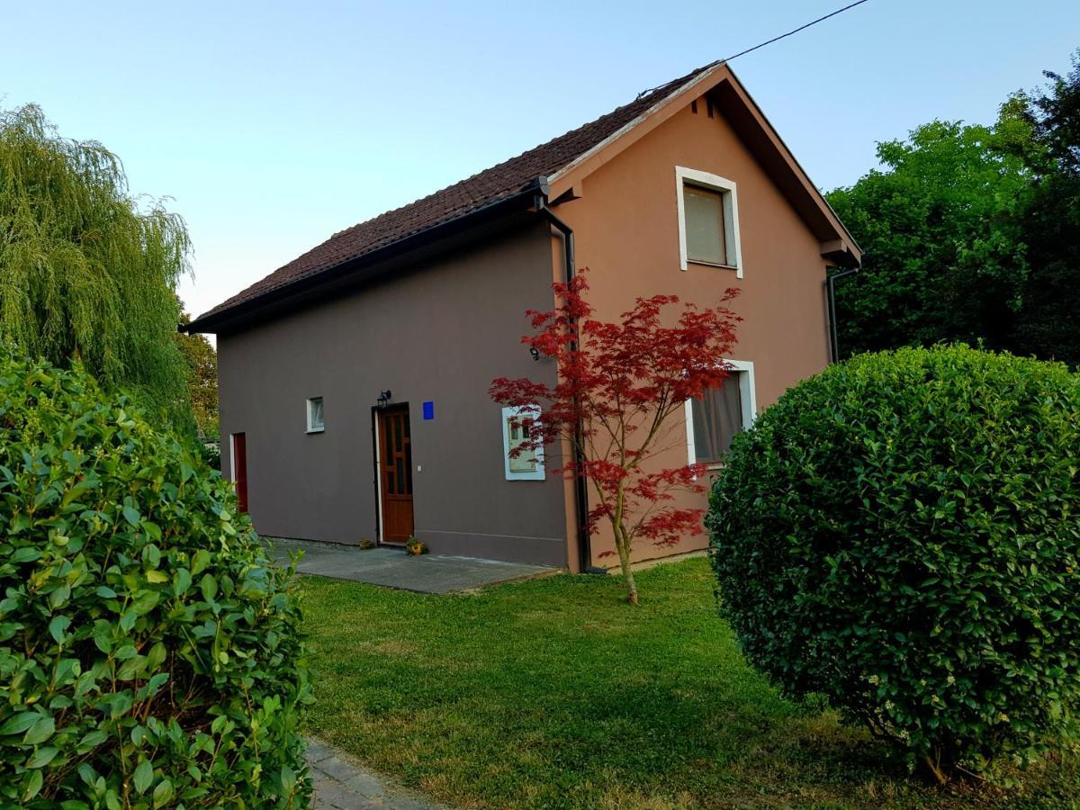 Kuca Za Odmor Rubic Villa Vinkovci Buitenkant foto